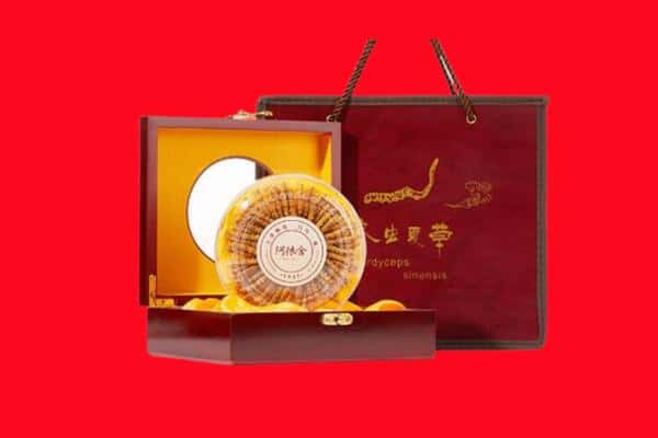诚信求购:铜鼓县高价回收冬虫夏草是按克吗